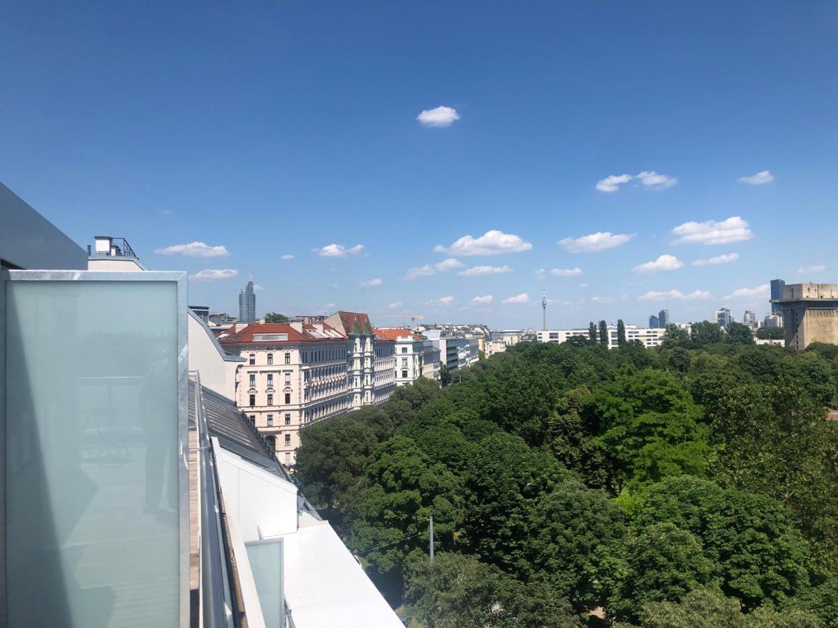 Ferienwohnung Augartenblick Penthauscombo 15/16 - Blick zum Riesenrad Wien Exterior foto