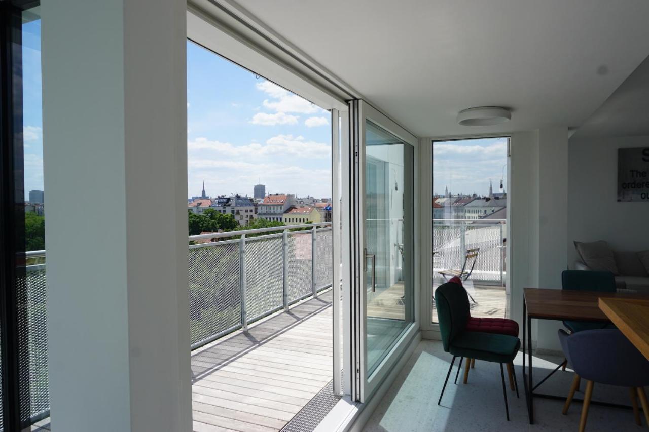 Ferienwohnung Augartenblick Penthauscombo 15/16 - Blick zum Riesenrad Wien Exterior foto