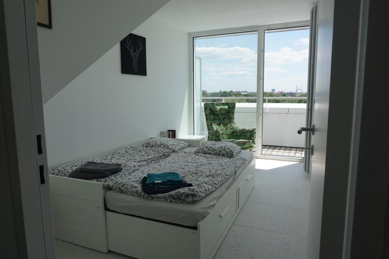 Ferienwohnung Augartenblick Penthauscombo 15/16 - Blick zum Riesenrad Wien Exterior foto